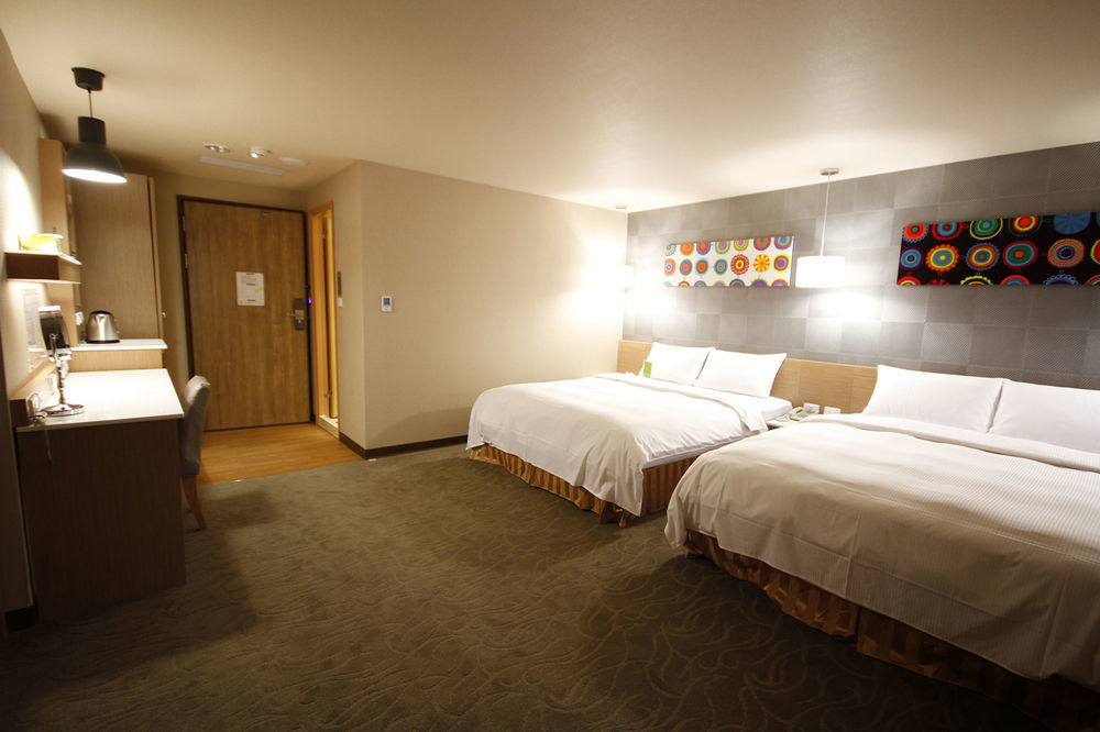 ไคด์เนส โฮเต็ล - เกาซุง เจว่ หมิง Hotel เกาสง ภายนอก รูปภาพ
